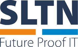 SLTN-logo in donkerblauw met de tekst 'Future Proof IT' en oranje en blauwe balken eronder.